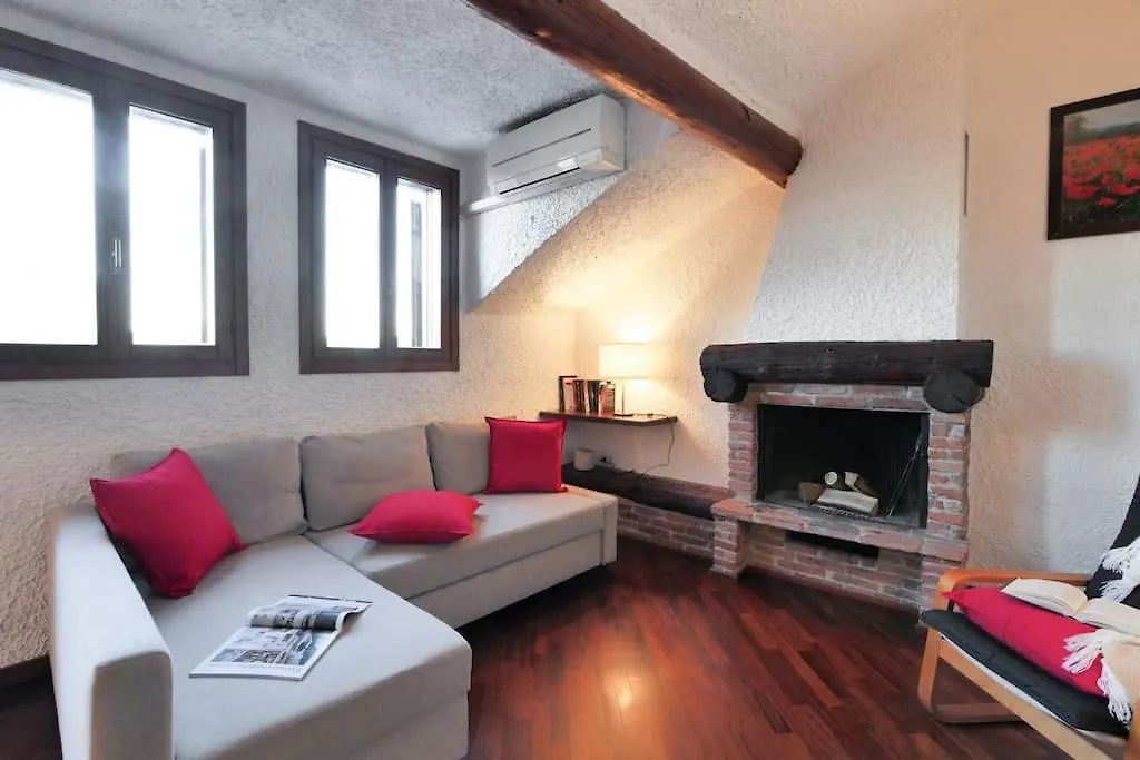 Contempora Apartments - Trilocale Lambro 12 밀라노 0*,  이탈리아